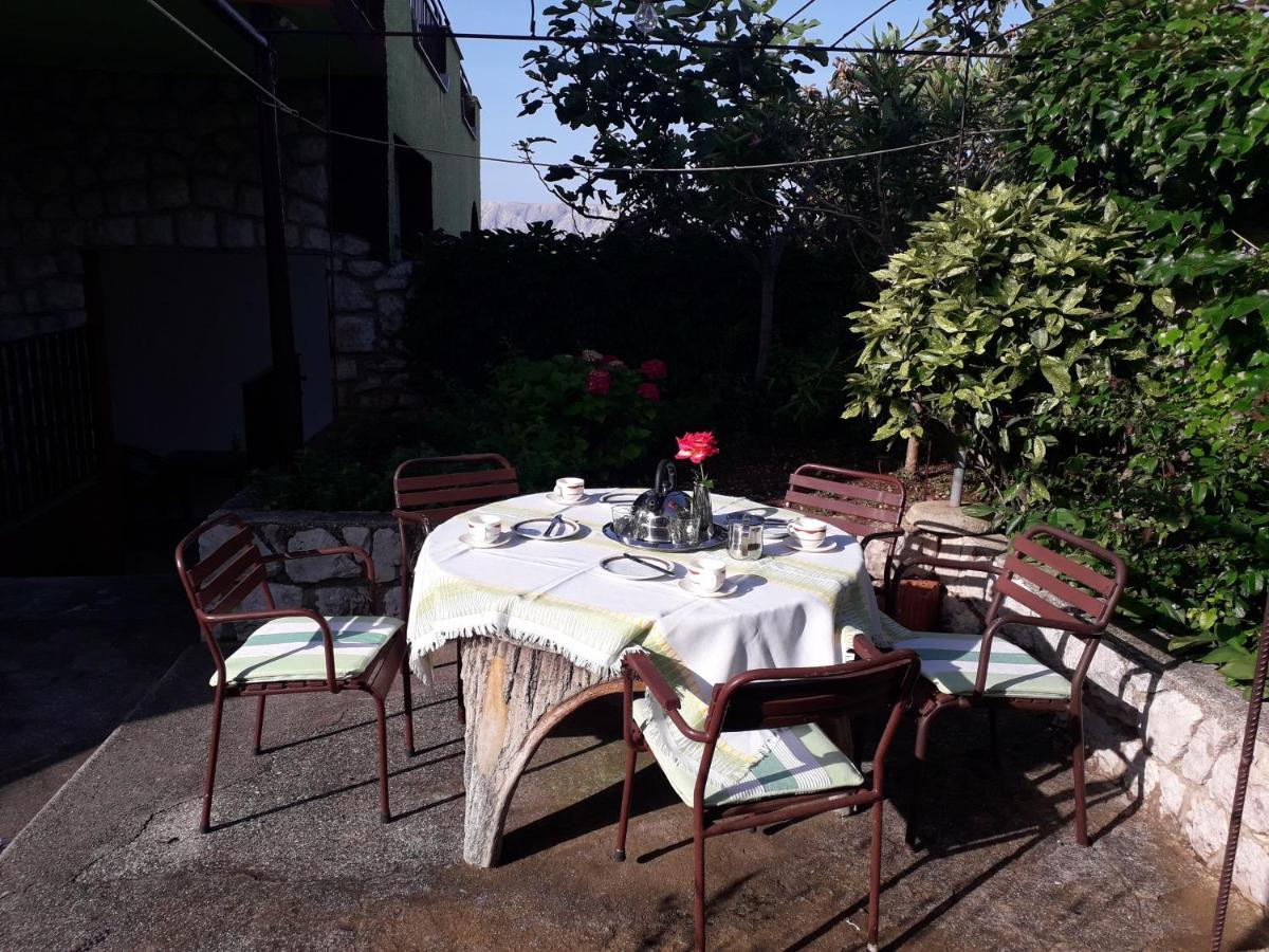 Apartmani Ana Novi V. - Studio Novi Vinodolski Buitenkant foto