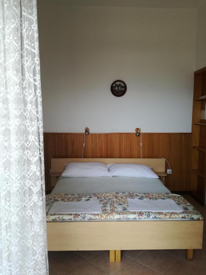 Apartmani Ana Novi V. - Studio Novi Vinodolski Buitenkant foto