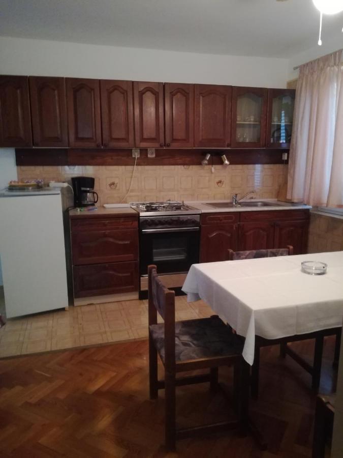 Apartmani Ana Novi V. - Studio Novi Vinodolski Buitenkant foto
