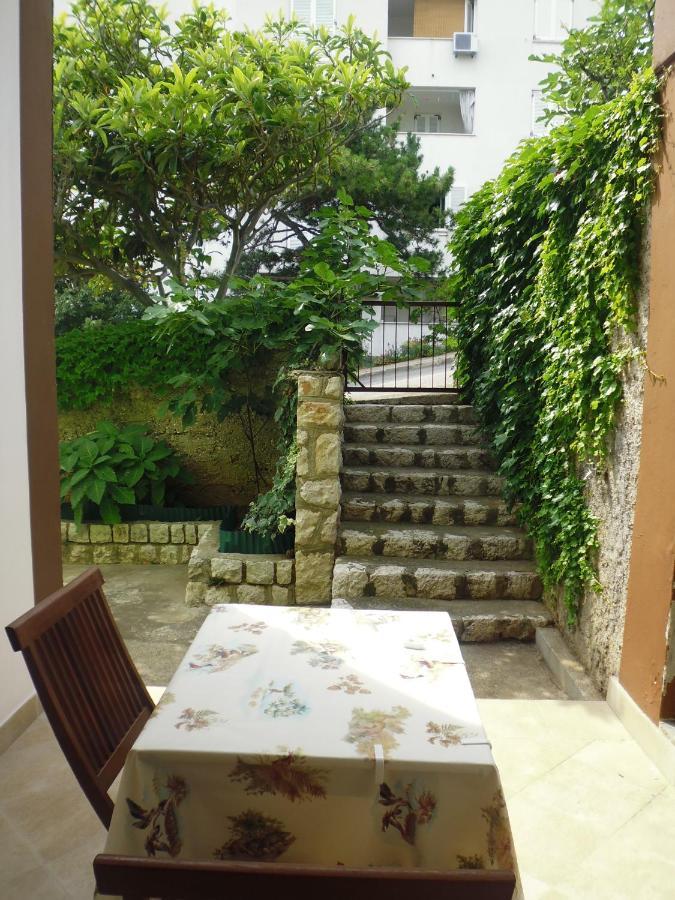 Apartmani Ana Novi V. - Studio Novi Vinodolski Buitenkant foto