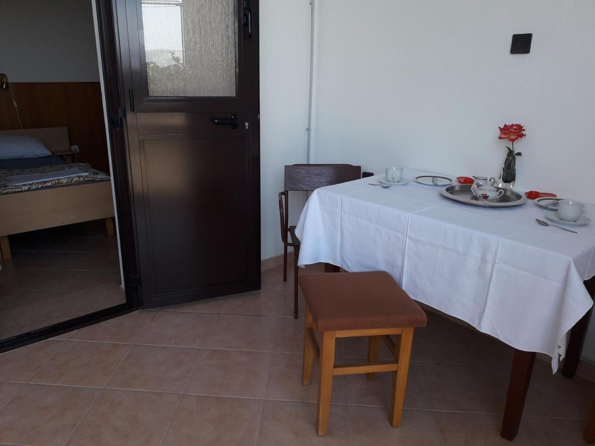 Apartmani Ana Novi V. - Studio Novi Vinodolski Buitenkant foto