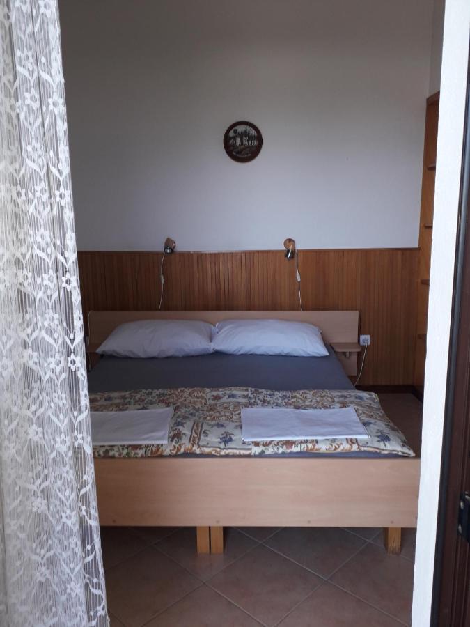 Apartmani Ana Novi V. - Studio Novi Vinodolski Buitenkant foto